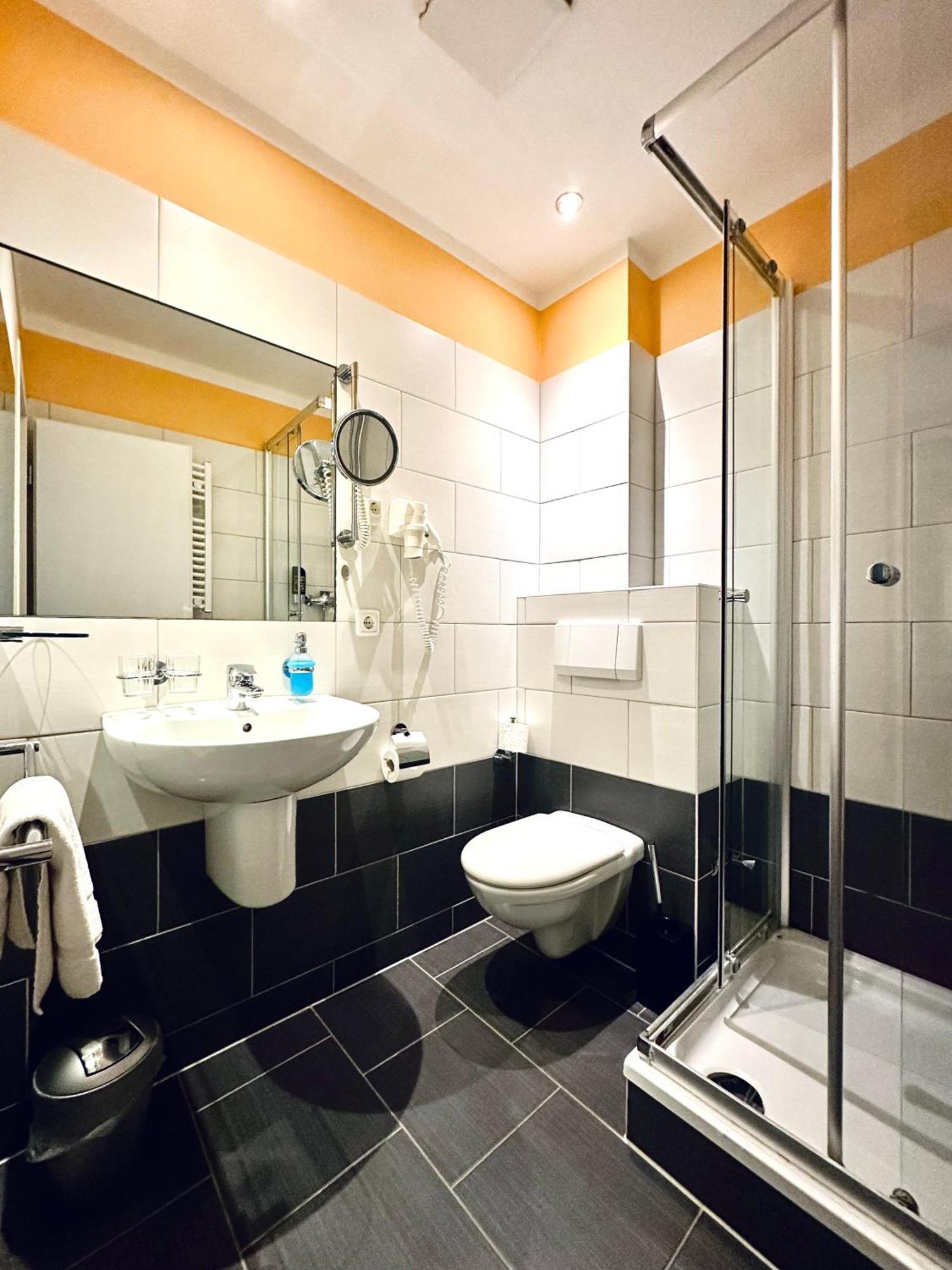 Hotel Brinckmansdorf Rostock Dış mekan fotoğraf